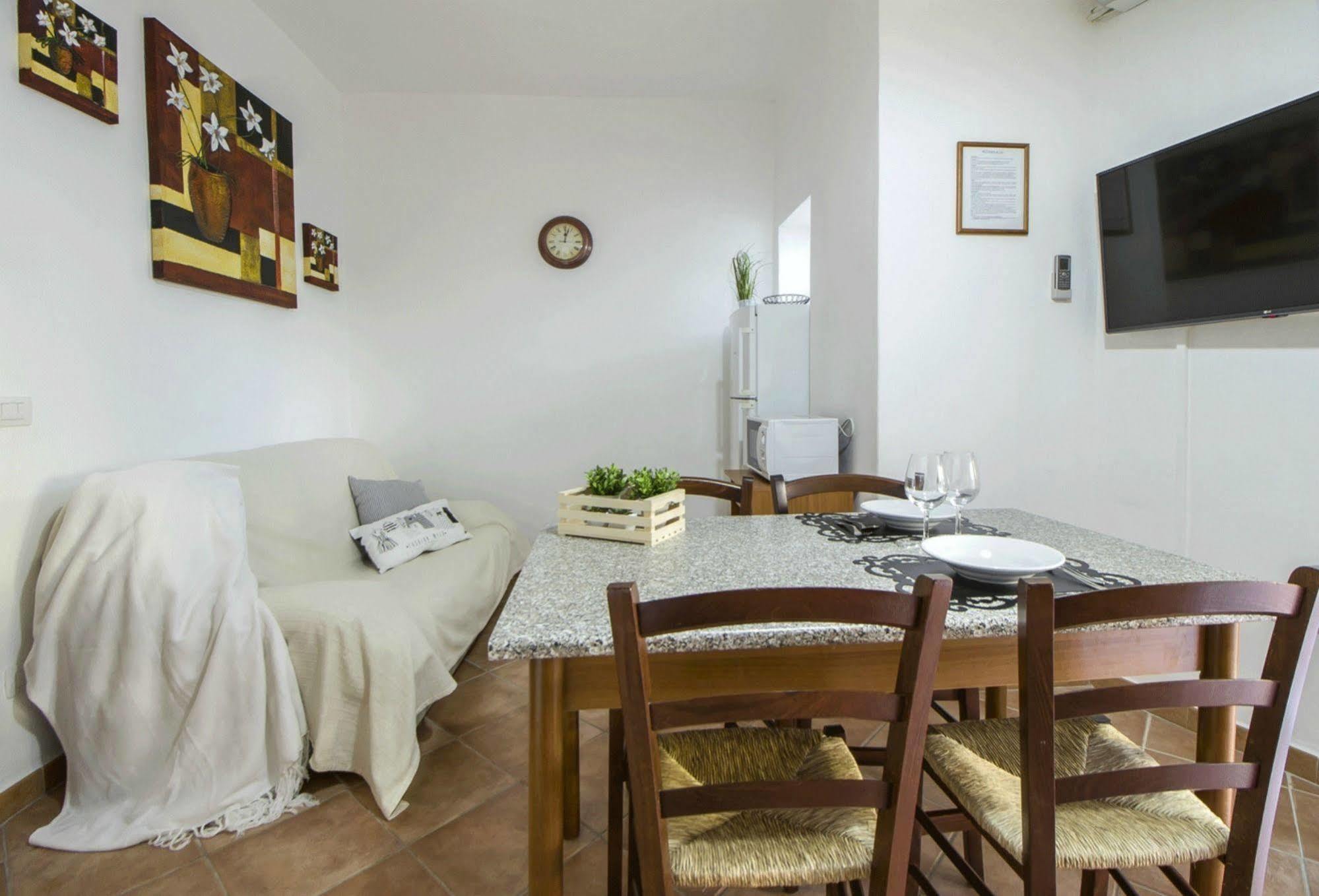 Casa Vacanze Cau - Viale Europa Alghero Exteriör bild